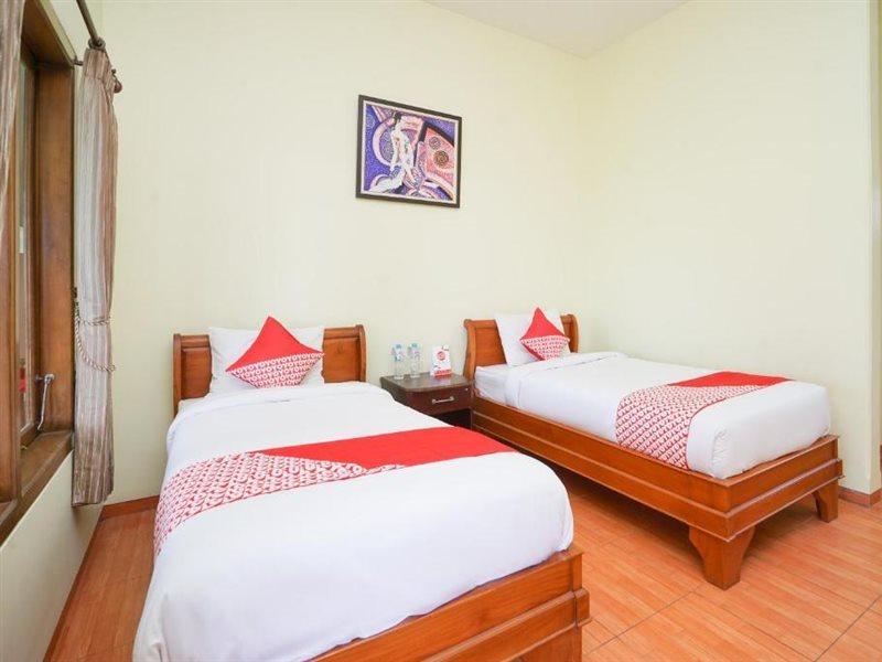 Hotel Bumi Bermi Permai Near Bermi Eco Park Mitra Reddoorz Probolinggo Buitenkant foto