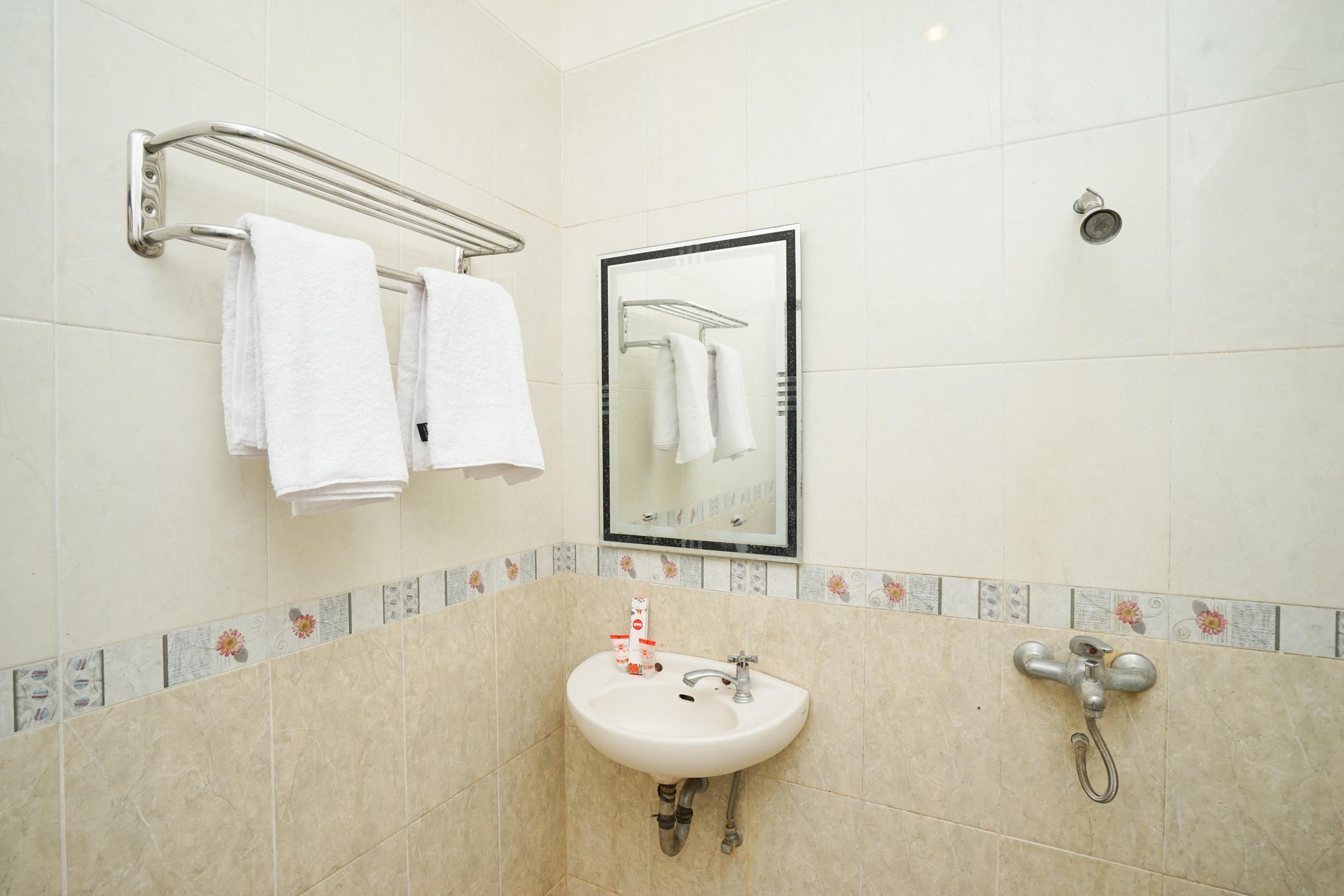 Hotel Bumi Bermi Permai Near Bermi Eco Park Mitra Reddoorz Probolinggo Buitenkant foto