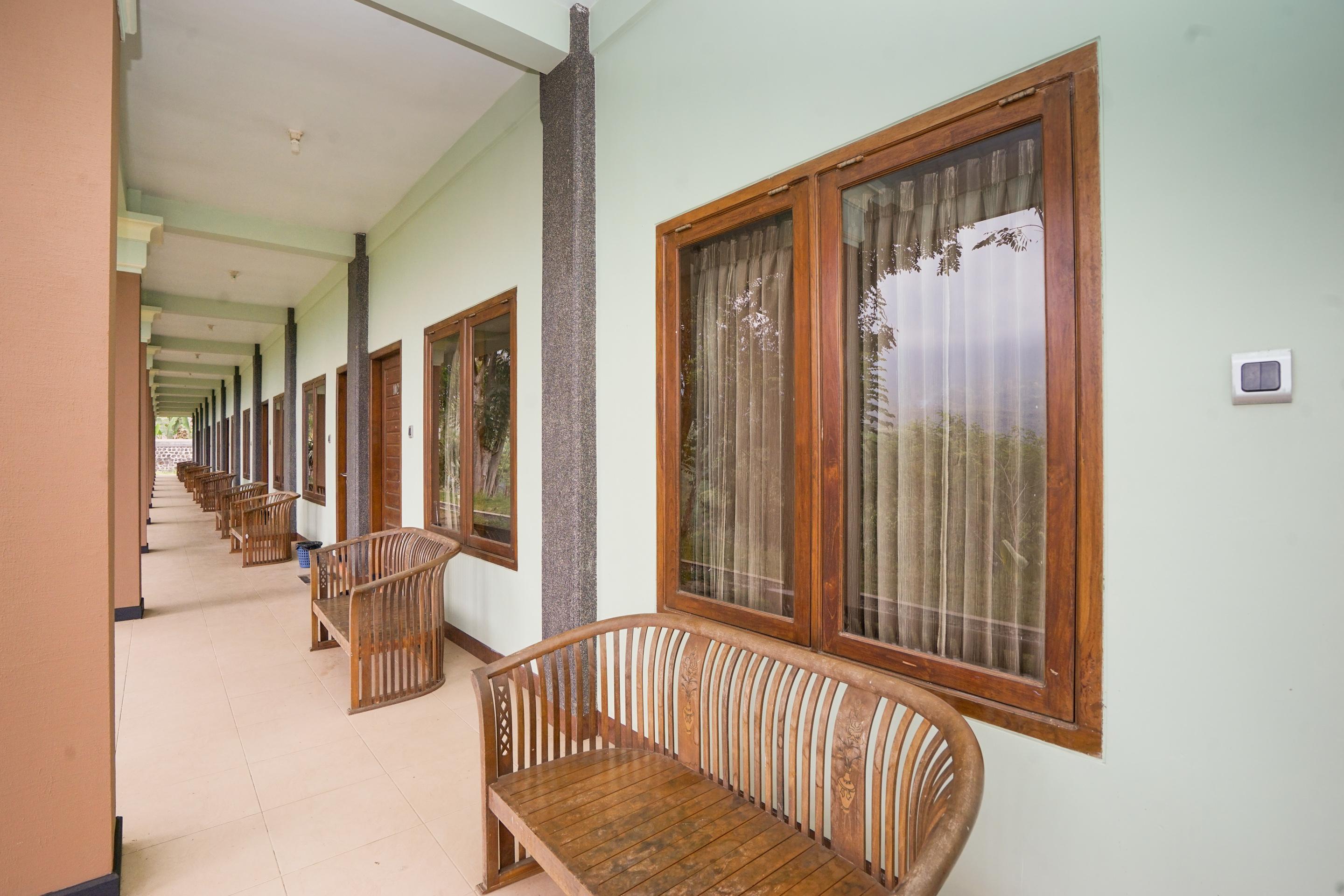 Hotel Bumi Bermi Permai Near Bermi Eco Park Mitra Reddoorz Probolinggo Buitenkant foto